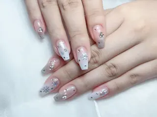 ネイル M🌷nail 長さだし専門店のネイルデザイン