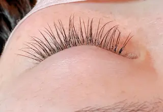 マツエク・マツパ ROOM01所属・ROOM 01のマツエク・マツパデザイン