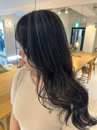 ロング カラー schon 仙台のヘアスタイル