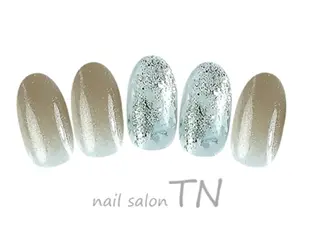 ネイル 中島 実穂のネイルデザイン