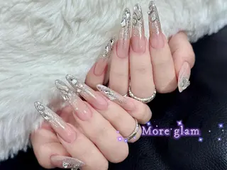 ネイル MoreGlam Nailsのネイルデザイン