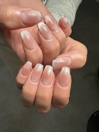 ネイル ATELIERHARLOW所属・nailist MOEのネイルデザイン