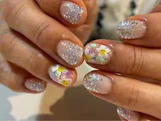 ネイル FIORITURA Maikoのネイルデザイン