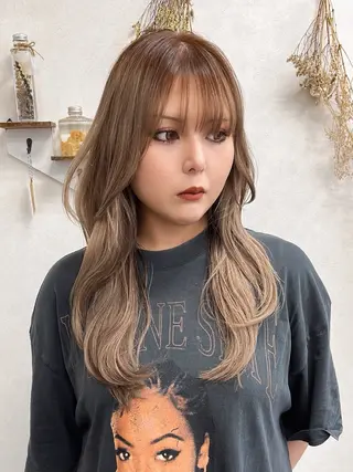 ロング Ring  by Moremuu所属・issy/ハイライト ハイトーン／レイヤーのヘアスタイル