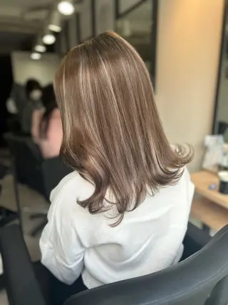 ミディアム LAFF Asukaのヘアスタイル