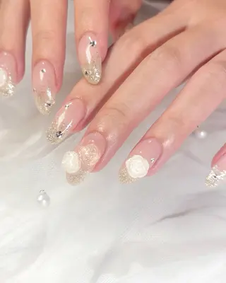 ネイル émure. / パラジェル認定のネイルデザイン