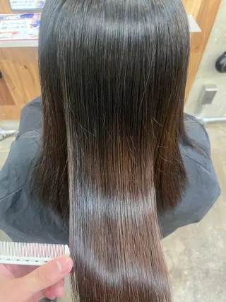 ロング 尾藤 浩一のヘアスタイル