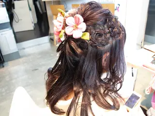 ロング カラー ヘアアレンジ Re:ta Hair 飯田淳平のヘアスタイル