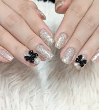 ネイル 會田 瑠衣のネイルデザイン