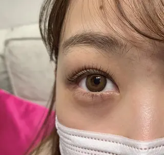 マツエク・マツパ LUMIA eye lash garden所属・LUMIA gardenの眉毛・アイブロウイメージ