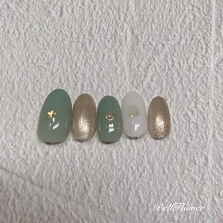 ネイル Bell Flowerのネイルデザイン