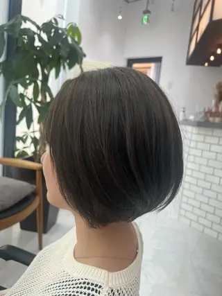 ショート ダブルカラー寒色系 ボリューム改善ハヤトのヘアスタイル