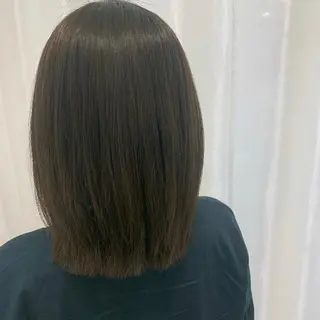 ミディアム カラー 池本 梨奈のヘアスタイル