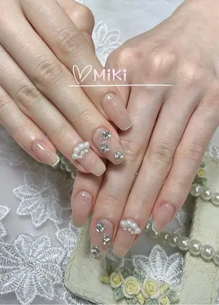 ネイル 🦋 MiKi 🦋 ネイルサロンのネイルデザイン