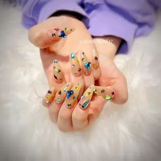 ネイル hair&nail ROOTS所属・ﾍｱﾒｲｸ&ﾈｲﾙ ♥️Azuのネイルデザイン