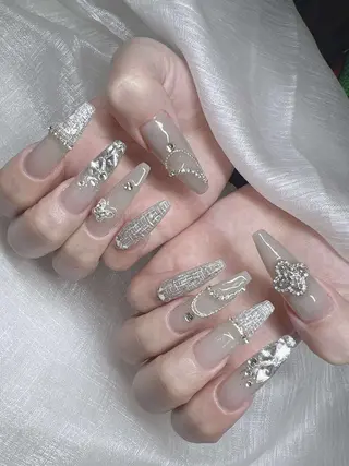 ネイル Lee Nailsのネイルデザイン