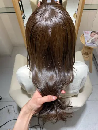 セミロング カラー 安永 涼のヘアスタイル