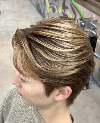 メンズ kearny 北千住所属・メンズバレイヤージュ 🔥千咲斗のヘアスタイル