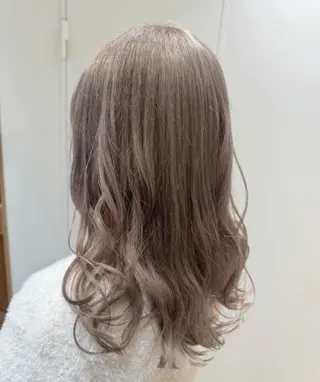 セミロング カラー ヘアアレンジ 柳川瑠衣菜 EIGHT/新宿のヘアスタイル