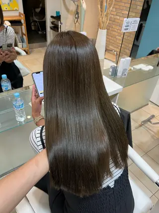 ロング カラー 竹添 有梨沙のヘアスタイル