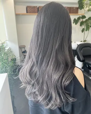 ロング カラー JIL BLAN 京都所属・RU RIのヘアスタイル