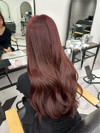 ロング カラー ななみ.⋆𝜗𝜚 艶カラー/まつパのヘアスタイル