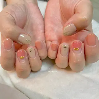 ネイル nail salon e'mu💐のネイルデザイン