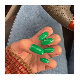 ネイル 駒月 明日香の眉毛・アイブロウイメージ