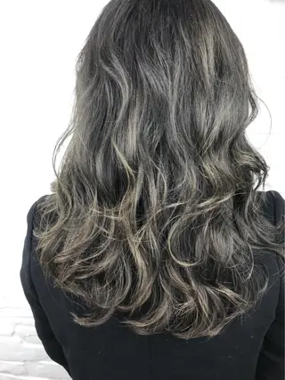 ロング カラー 🎊ルービック 京橋店💛のヘアスタイル