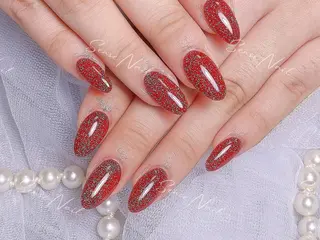 ネイル Queening 🦋のネイルデザイン