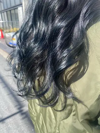 セミロング カラー ヘアアレンジ niconail 千歳烏山店所属・niconail 🧣ayu 📍烏山のネイルデザイン