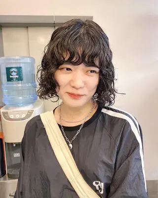 ミディアム パーマ ヒカル/ミディアム パーマ/ロングパーマのヘアスタイル