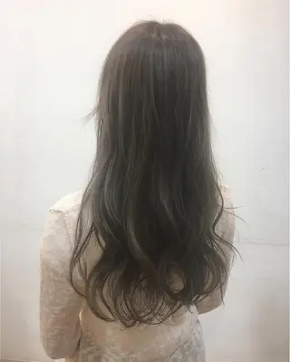 ロング カラー 横浜ブリーチムラ直し ハイトーン/ブリーチのヘアスタイル