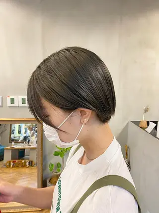 ショート カラー ハル🌸柔色/ ブリーチなし/艶髪のヘアスタイル