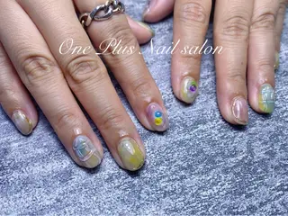 ネイル One Plus Nail Salonのネイルデザイン