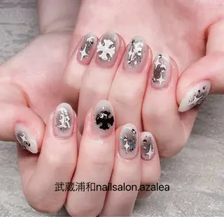 ネイル R inのネイルデザイン