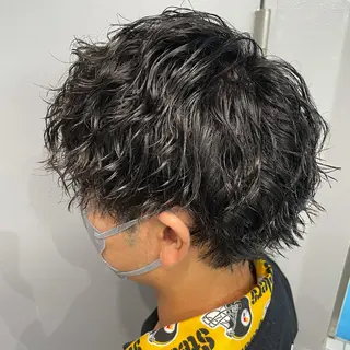 ショート カラー パーマ メンズ 🔥メンズヘア🔥 セヤシュウヘイのヘアスタイル