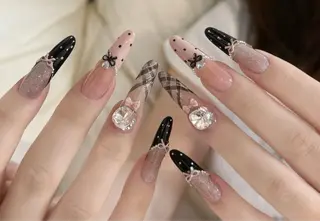 ネイル D-BEAUTY Nailsalonのネイルデザイン