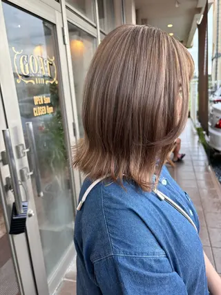 カラー G.O.A.T hair所属・Karen ✂︎GOAThairのヘアスタイル