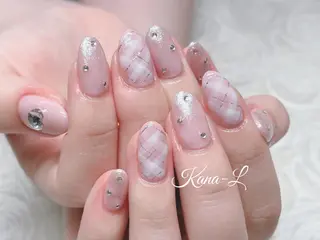 ネイル 芦辺 香奈のネイルデザイン