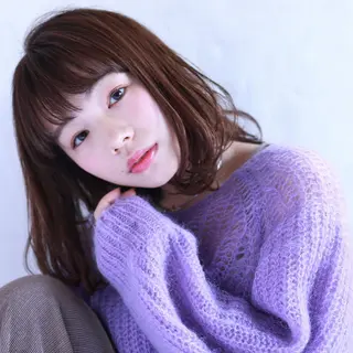 ミディアム パーマ 齋藤 咲のヘアスタイル