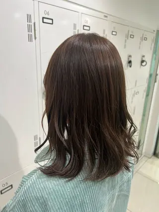 セミロング カラー 【暖色カラー特化】 中山由梨のヘアスタイル