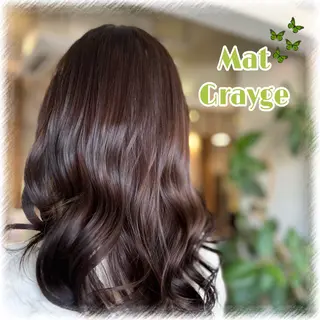 セミロング カラー 岡本 絢香のヘアスタイル