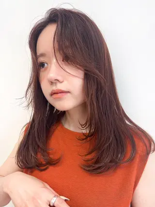 セミロング イヌマル カリンのヘアスタイル