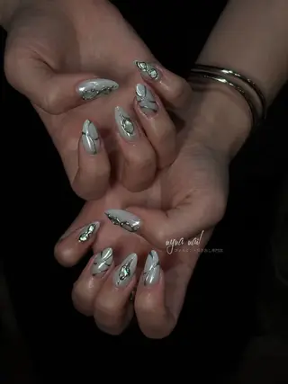 ネイル 長さ出し専門 nynaのネイルデザイン