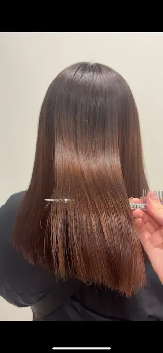 セミロング 艶髪カラー💙ྀི/ アイ兼任👀/ミナルのマツエク・マツパデザイン