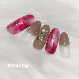 ネイル Viva!tip所属・Viva!tip ビバティップネイルのネイルデザイン