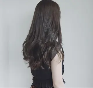 セミロング ロング カラー パーマ クセ毛お悩みの方 四宮桂佑のヘアスタイル