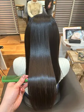 ロング 日髙 愛華のヘアスタイル