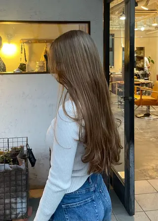 カラー 渡部 仁のヘアスタイル